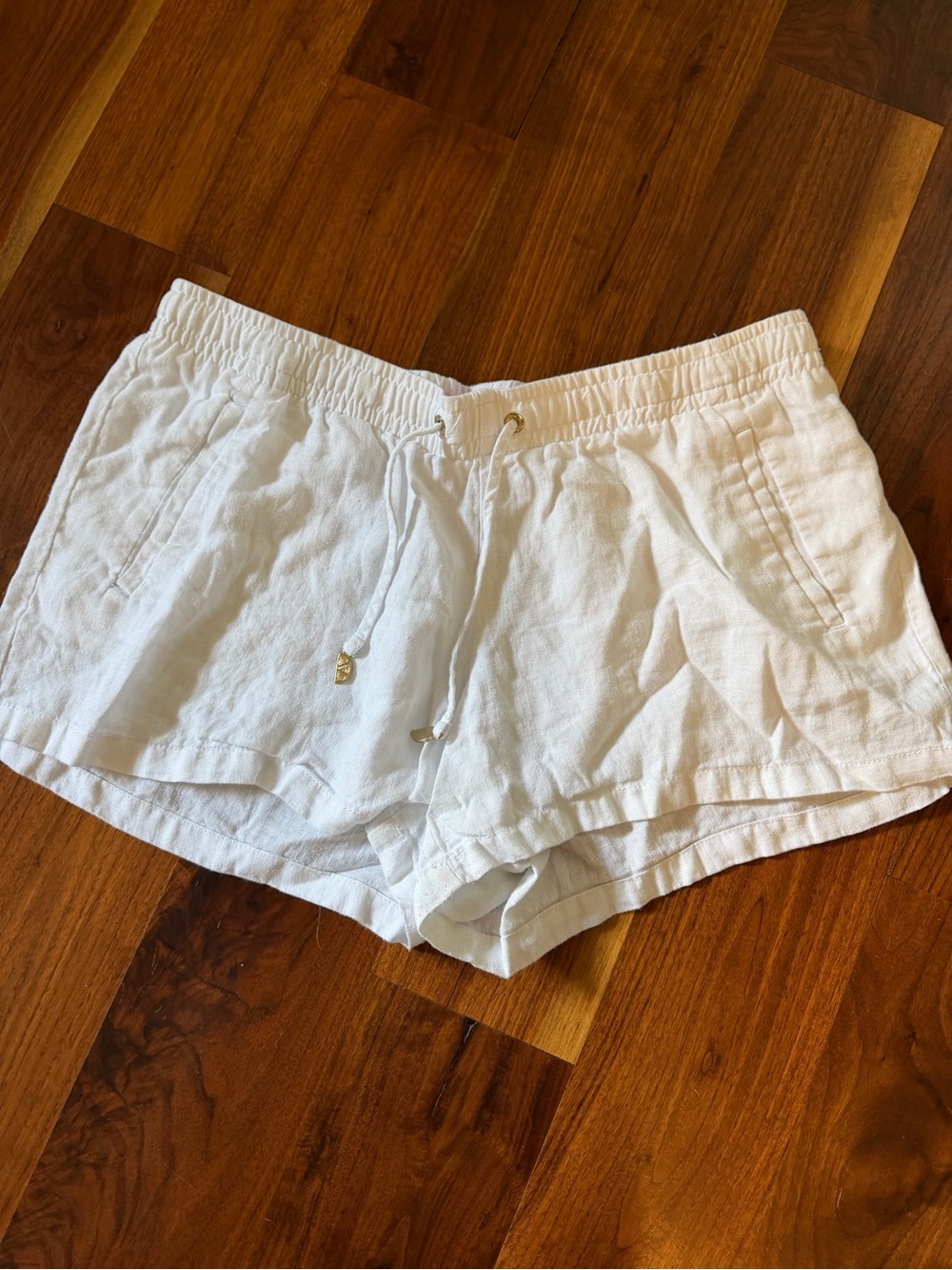 Lilly Pulitzer - Women’s White Linen Blend Elastic Waist Shorts